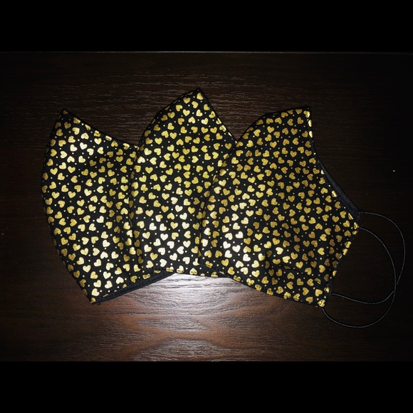 Face Masks - Picture 15 of 16